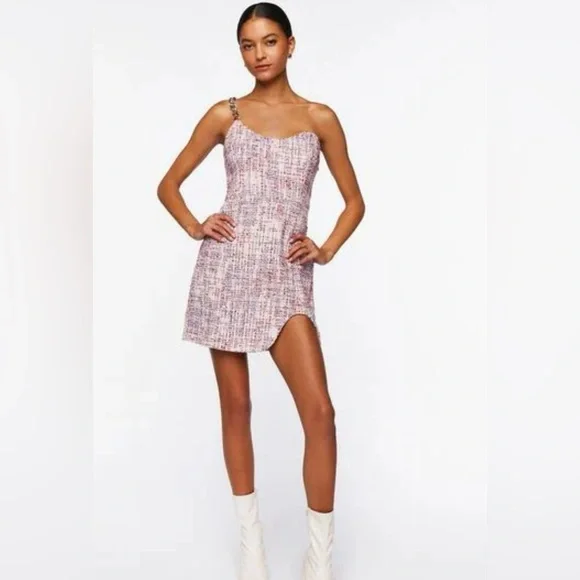 FOREVER 21 Tweed One Shoulder Mini Dress SZ Small
New With Tags - Picture 4 of 11
